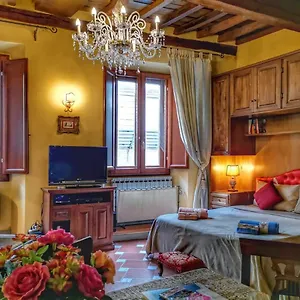 Cozy In Position Firenze