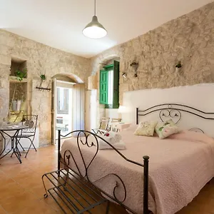Pensión Pura Vida Iblea, Ragusa